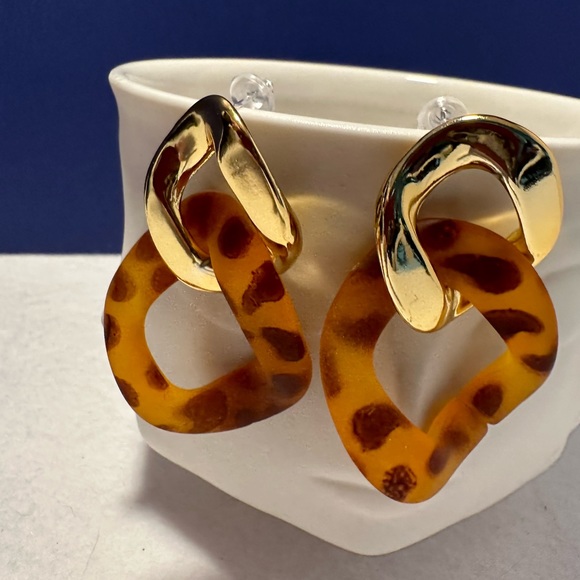 New Chain Drop Earrings - Picture 6 of 6